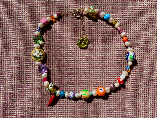 Janky Pearl Necklace