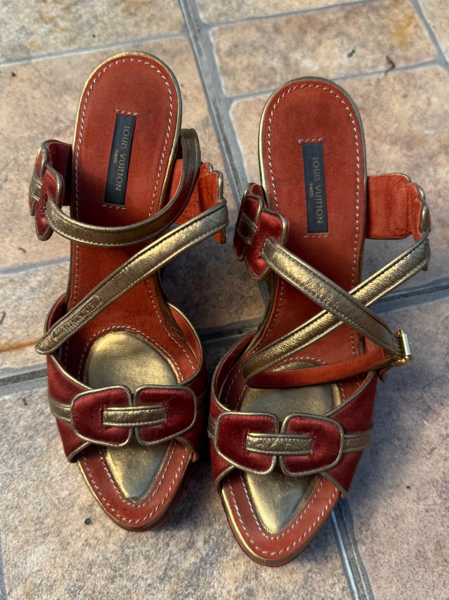 2004 Louis Vuitton Pompeii Wedge