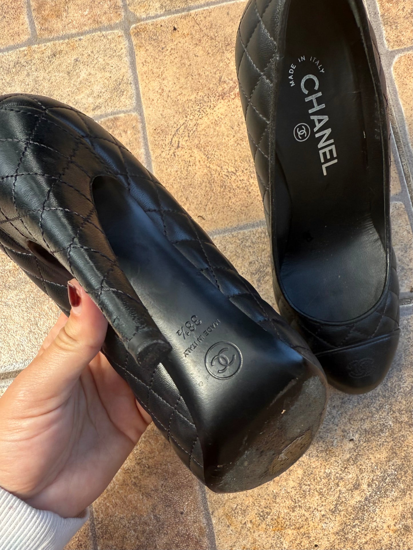 2013 Chanel Quilted Leather Pumps