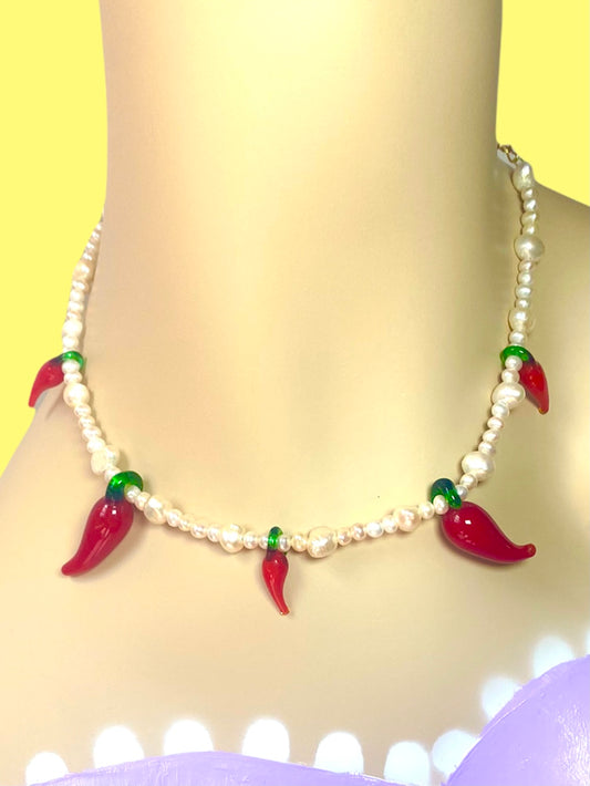 Camilla Choker